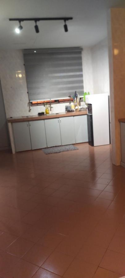 Cmk Apartmen Mutiara Tower 3 Bedroom Kota Bharu#Netflix Экстерьер фото