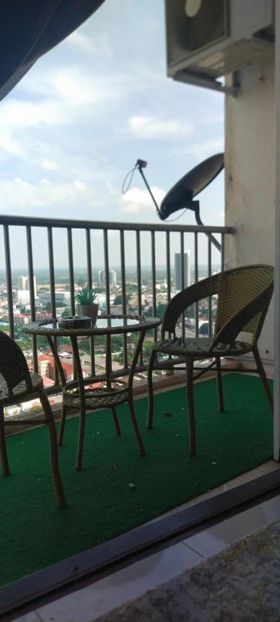 Cmk Apartmen Mutiara Tower 3 Bedroom Kota Bharu#Netflix Экстерьер фото